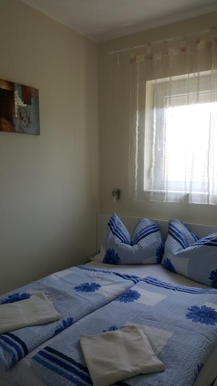 Doris Apartments Шиофок Экстерьер фото
